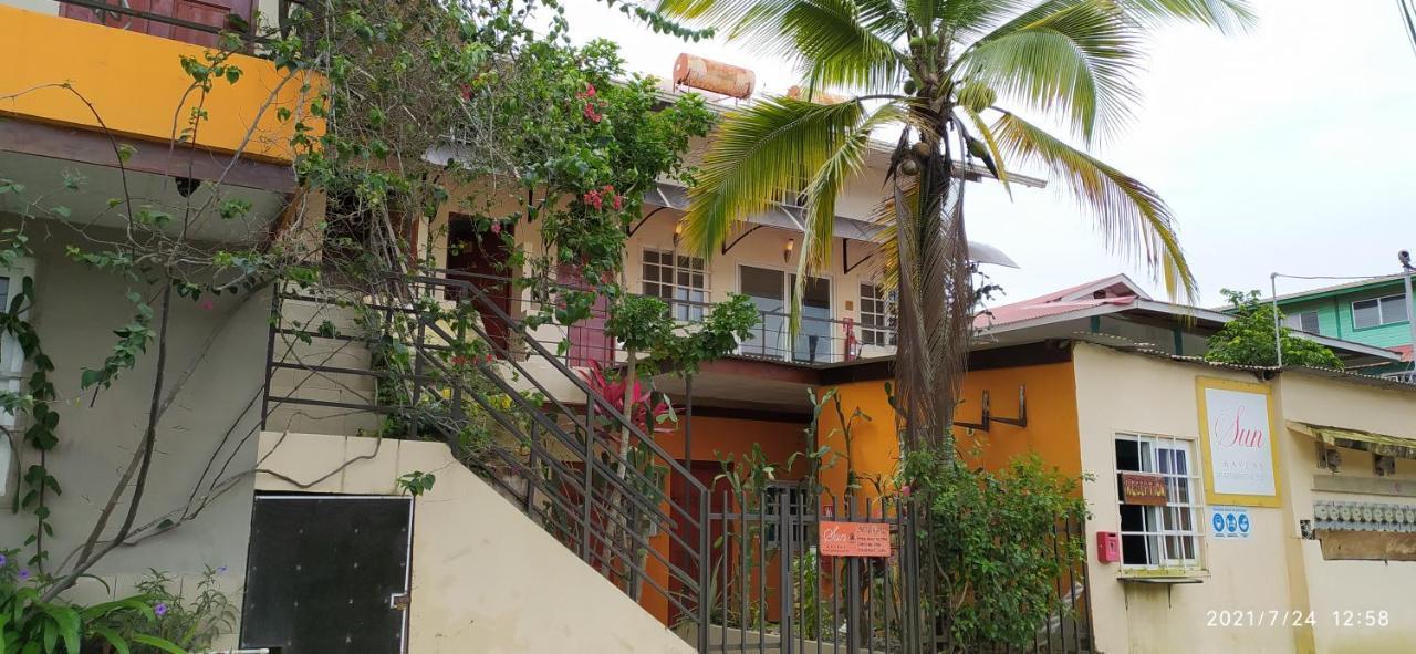 Sun Havens Apartments & Suites Bocas del Toro Exterior photo