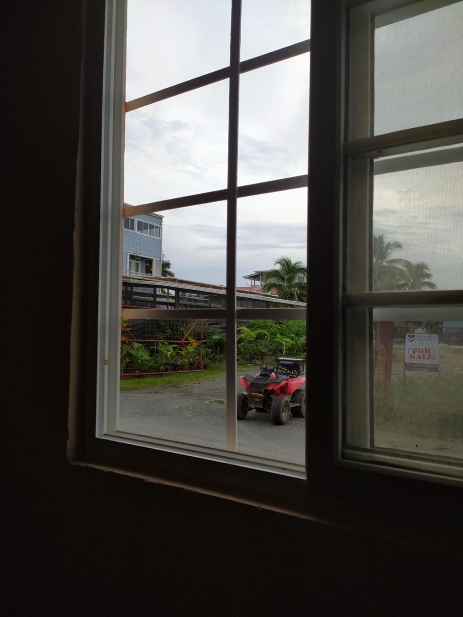 Sun Havens Apartments & Suites Bocas del Toro Exterior photo