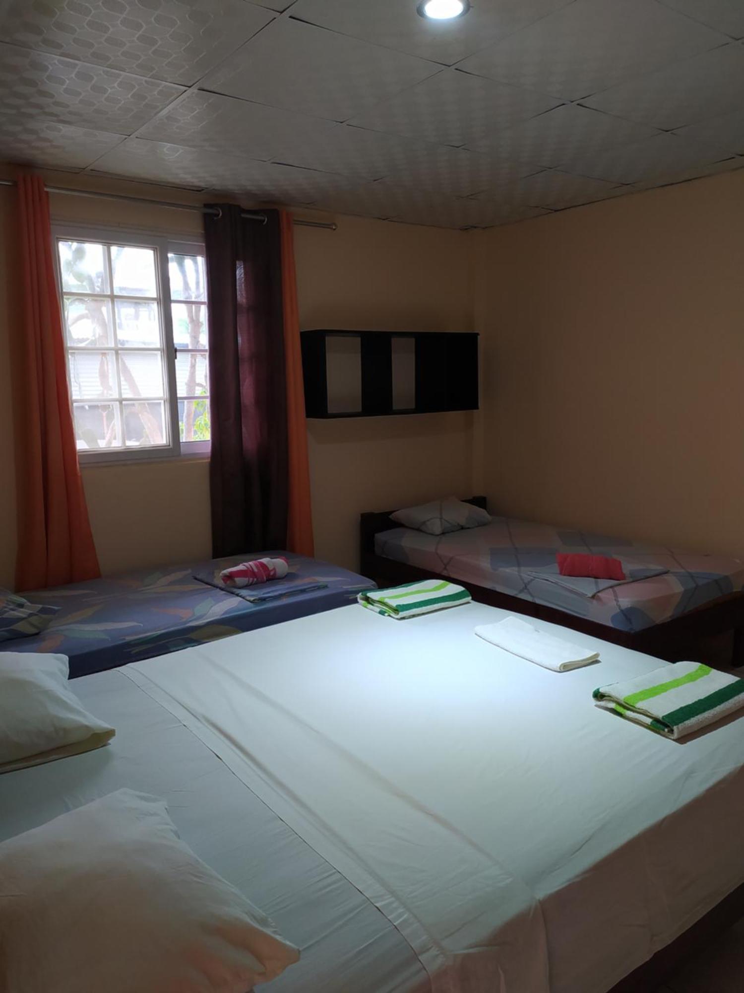 Sun Havens Apartments & Suites Bocas del Toro Exterior photo