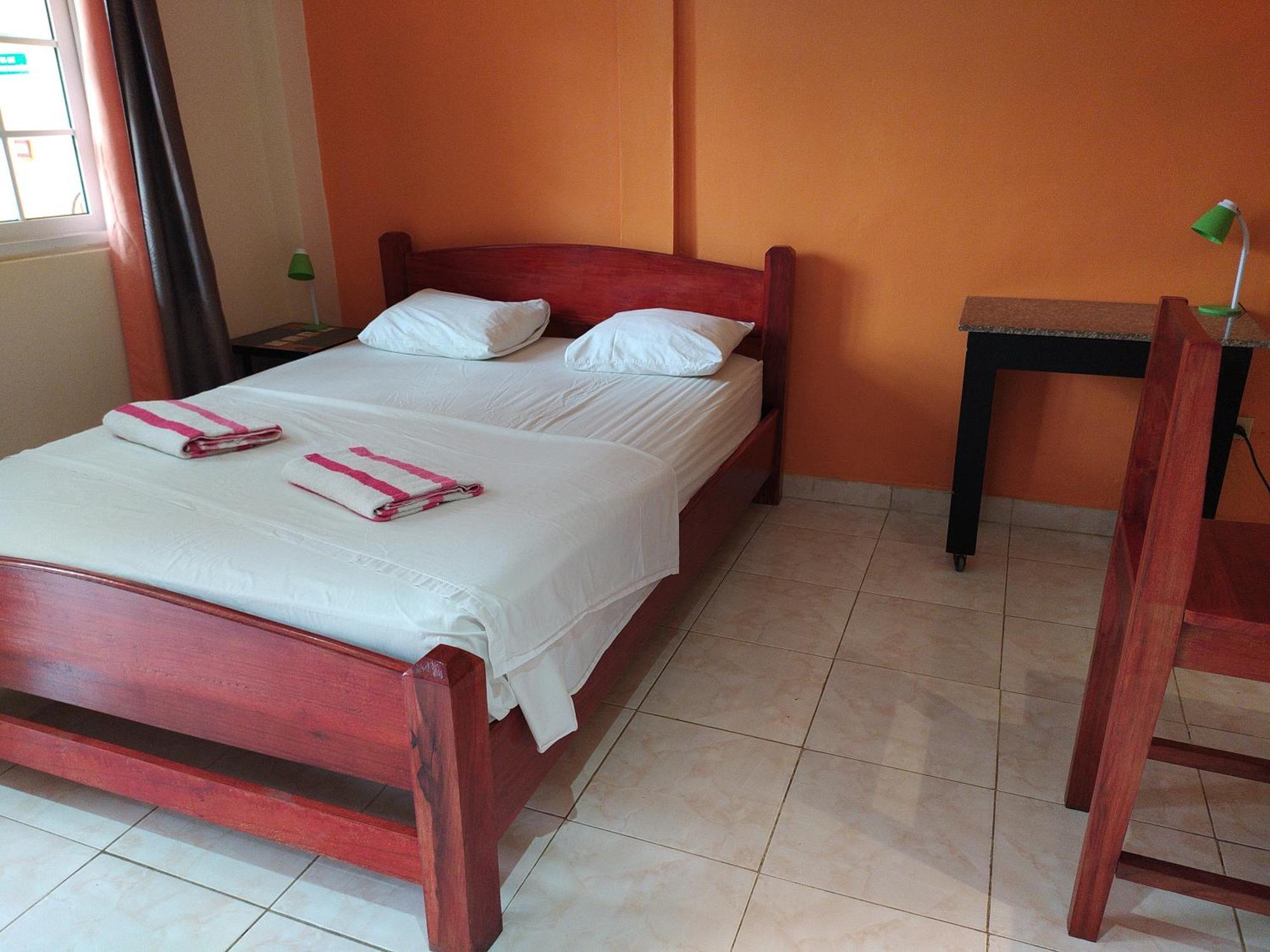 Sun Havens Apartments & Suites Bocas del Toro Exterior photo