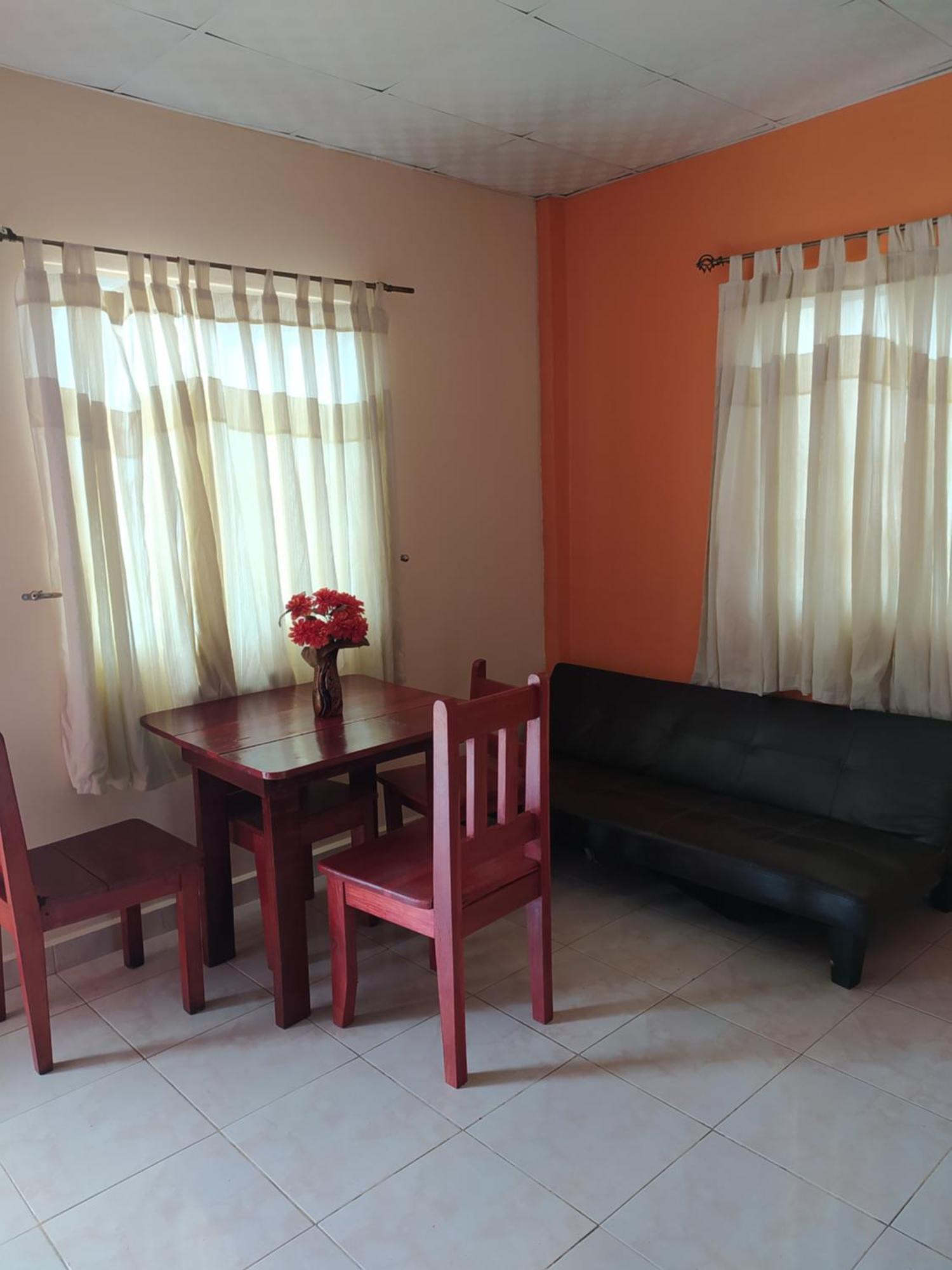 Sun Havens Apartments & Suites Bocas del Toro Exterior photo