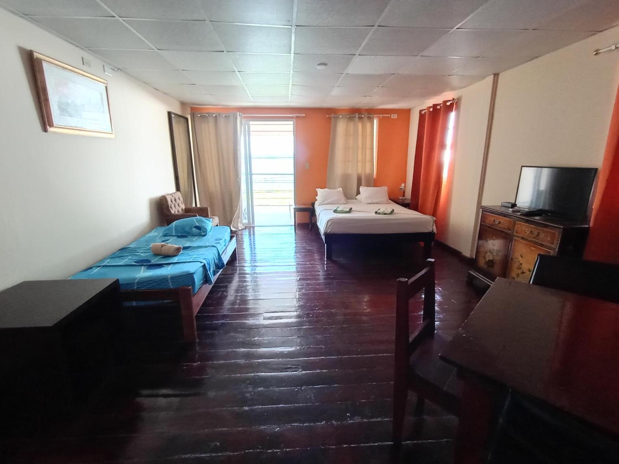 Sun Havens Apartments & Suites Bocas del Toro Exterior photo