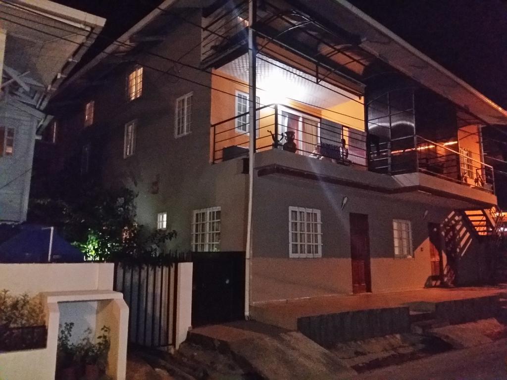 Sun Havens Apartments & Suites Bocas del Toro Exterior photo